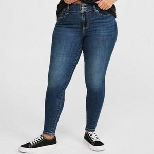 NEW Torrid Jegging Skinny Super Soft High Rise Blue Grotto Jeans 24S 24 Short